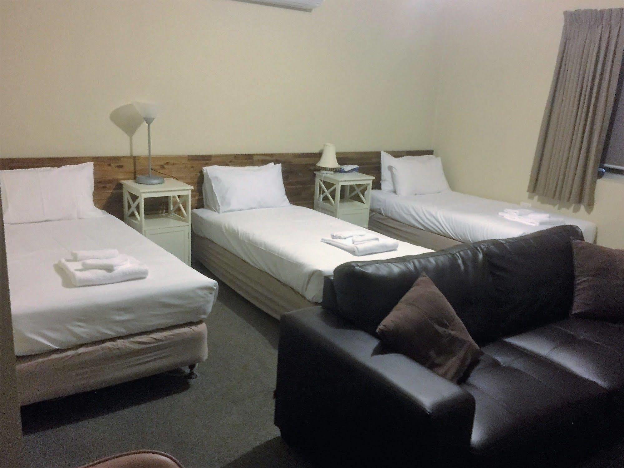 Murray Valley Motel โวดองกา ภายนอก รูปภาพ
