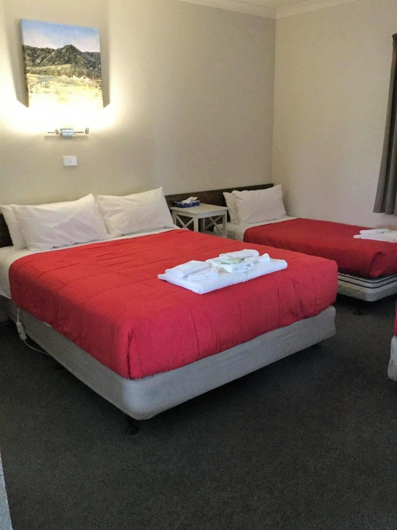 Murray Valley Motel โวดองกา ภายนอก รูปภาพ
